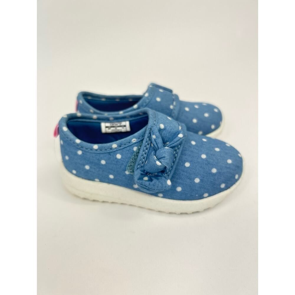 Carter's‎ Blue With White Dots And A Bow Shoes Size 6